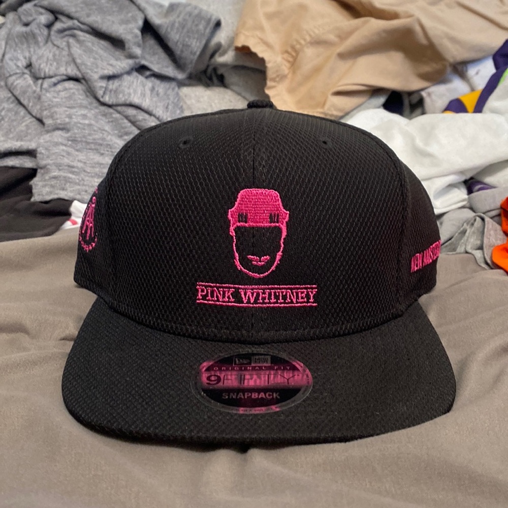 Pink whitney barstool hat new era 9fifty